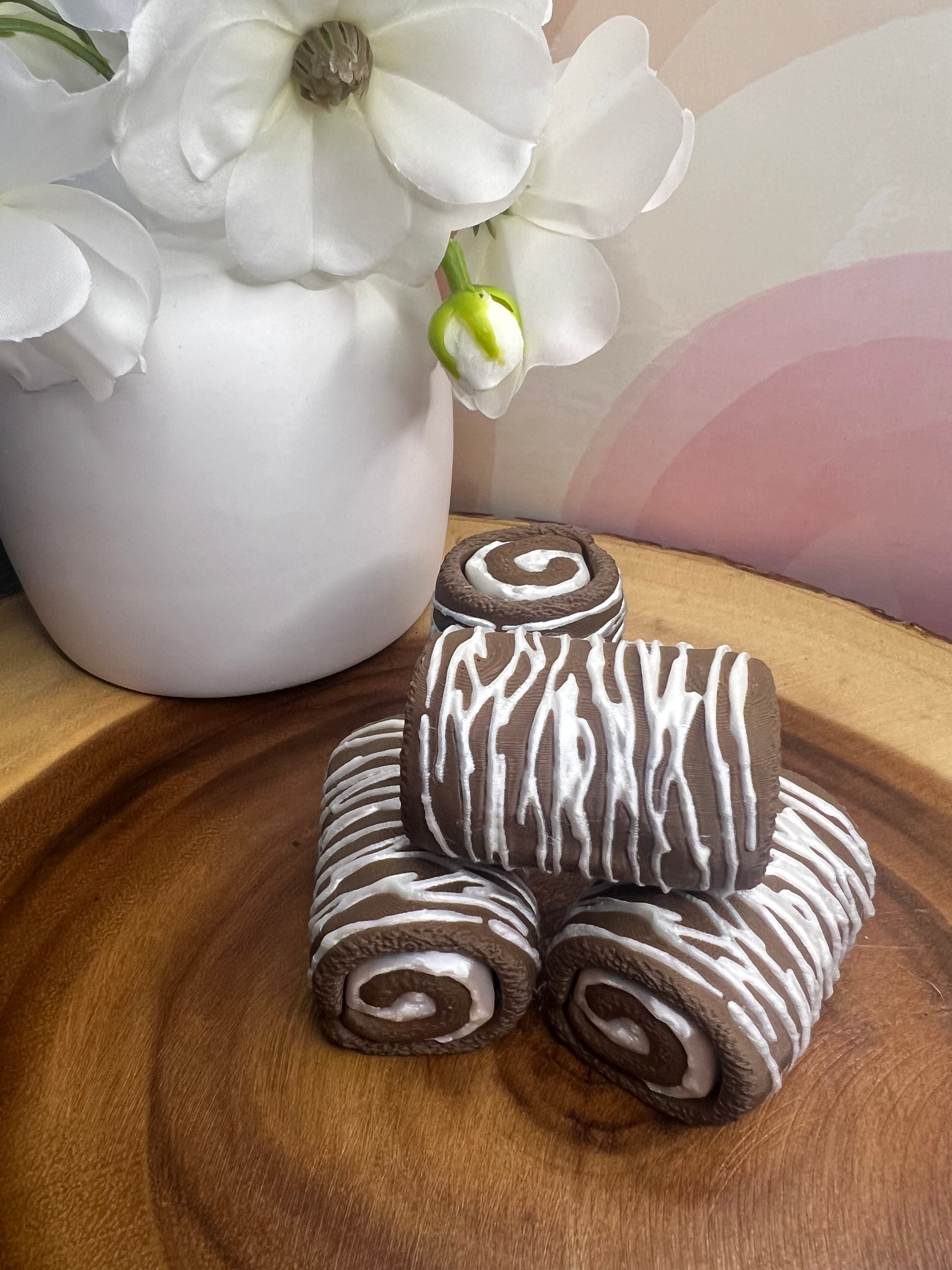 Cake roll clicker